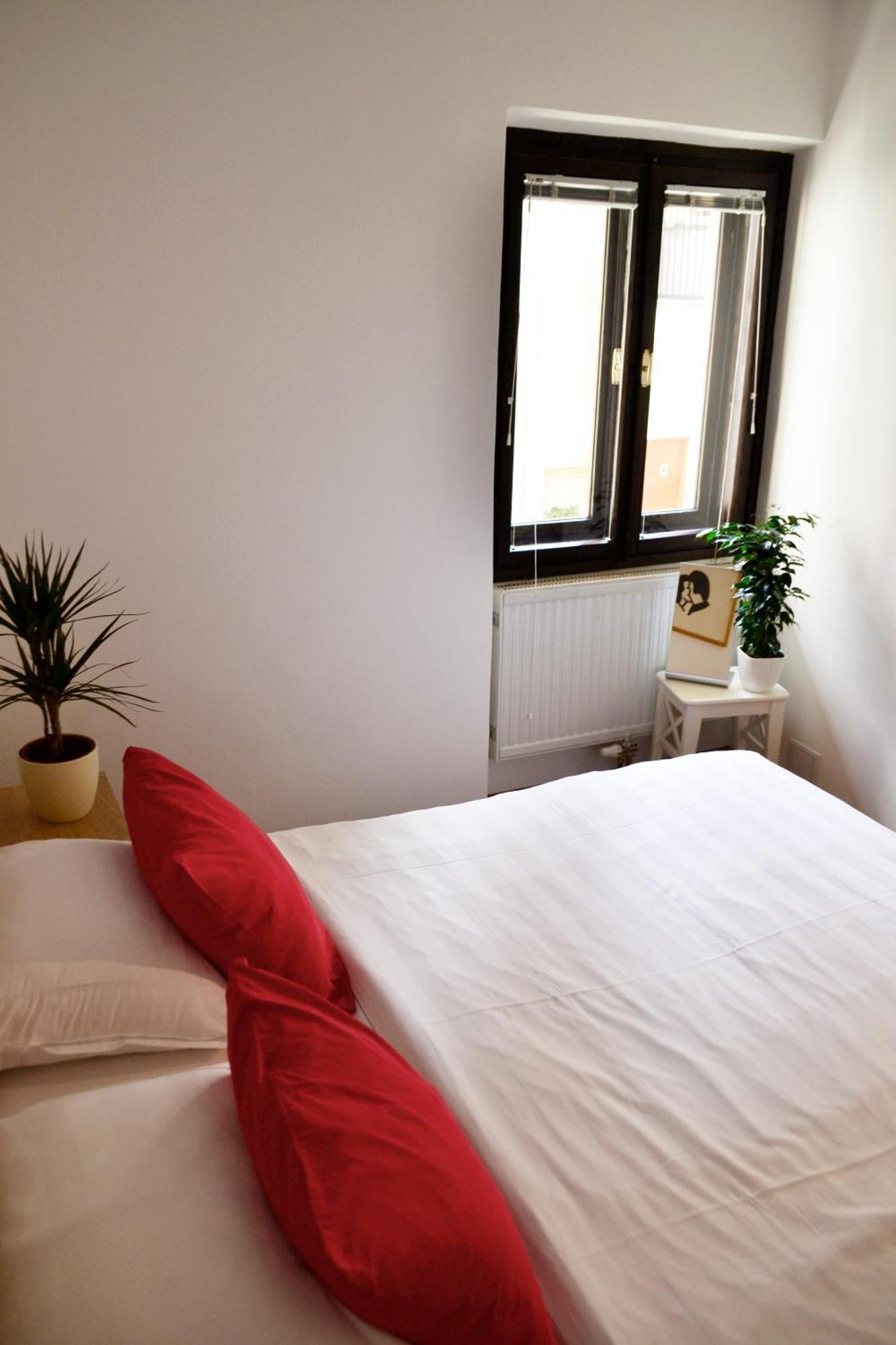 Studio In Ljubljana Center ภายนอก รูปภาพ