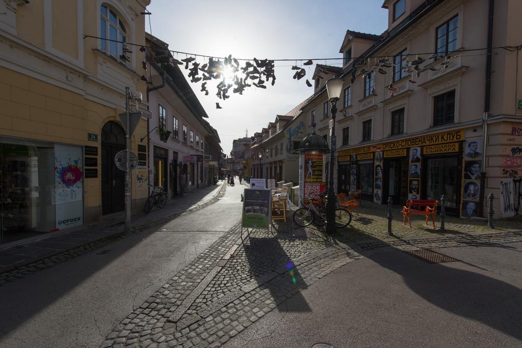 Studio In Ljubljana Center ภายนอก รูปภาพ